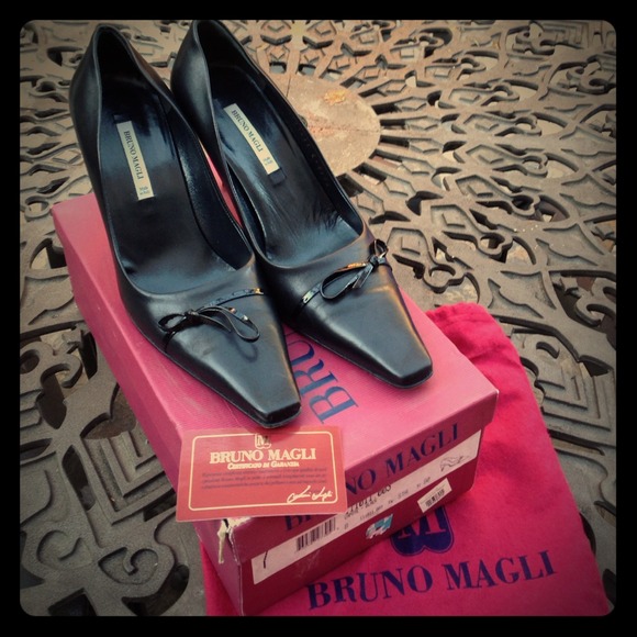 Bruno Magli Shoes - Vintage Bruno Magli Heels [HP]