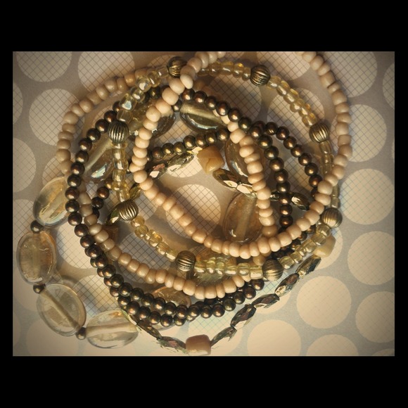 Old Navy bunch of elastic beaded bracelets