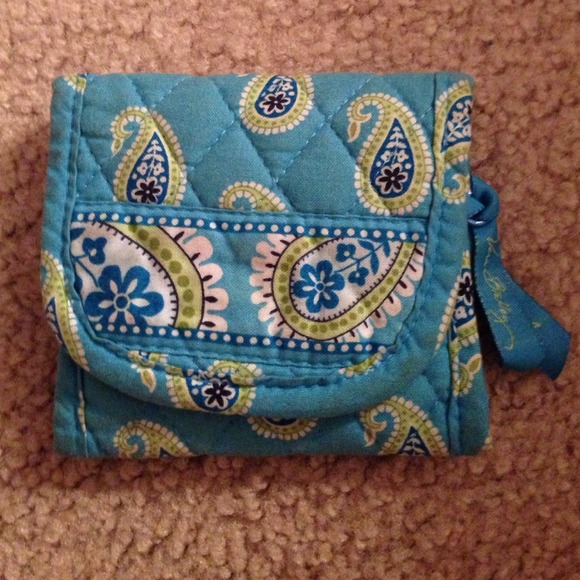 Vera Bradley Handbags - Vera Bradley wallet