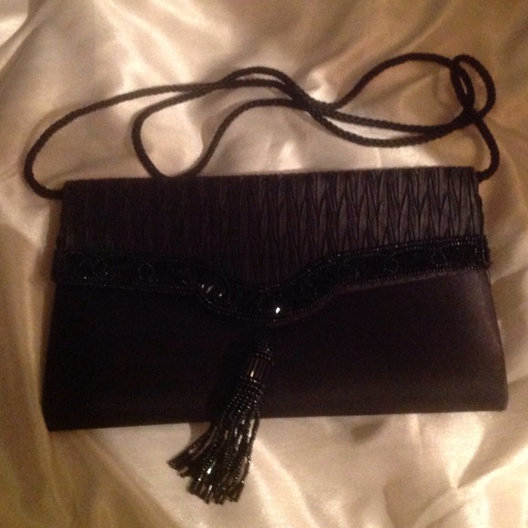 DONATED -  handbag with black sequences.