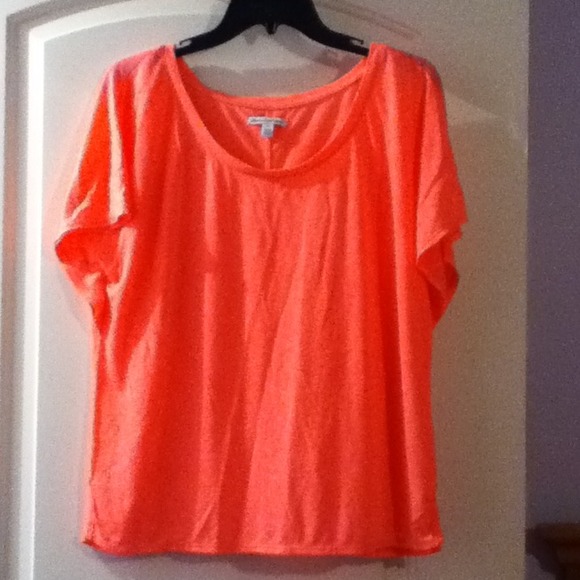 American Eagle top