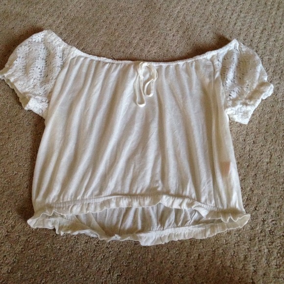 White Crop Top With Flower Crochet Sleeves