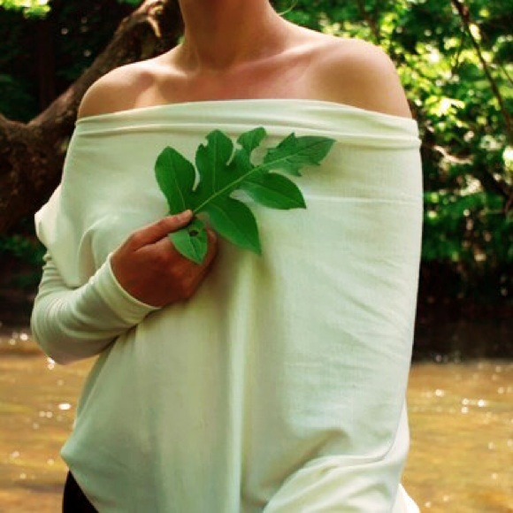 LeMuse Cream Top - Picture 2 of 4