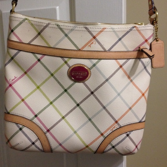 Bundle Coach Leather Purse/wallet for @deenajsmith