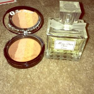 Bronzer makeup& Miss Dior bottle.