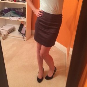 Brown high waisted pencil skirt