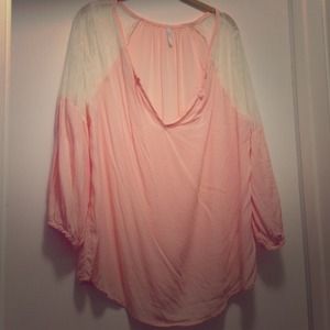 Pink quarter sleeve with lace shoulder detail top