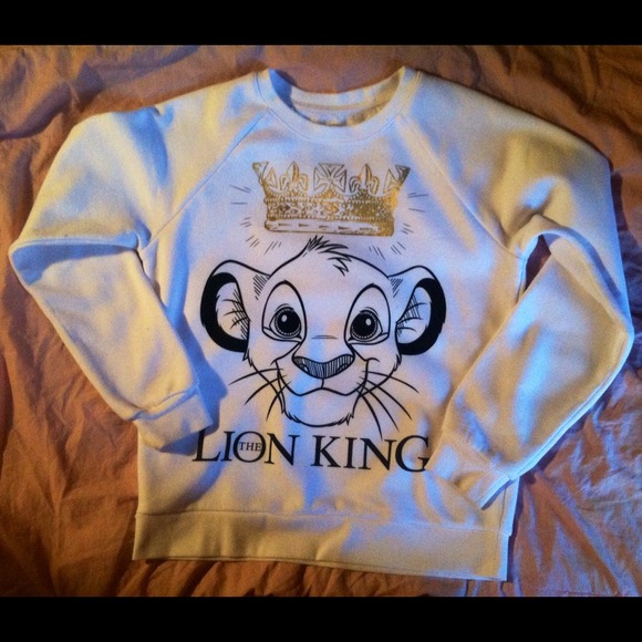 White Lion King Sweater ~Size Small~ - Picture 2 of 2