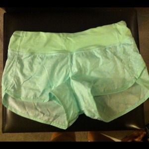 Lululemon run: speed shorts