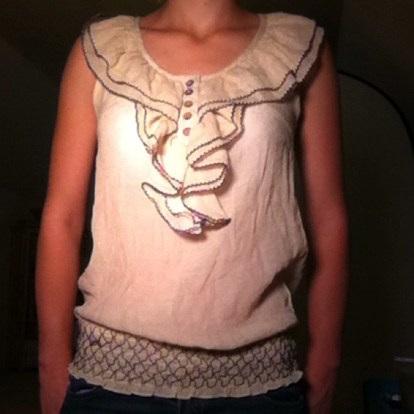 Vintage Ruffle Top - Picture 2 of 2
