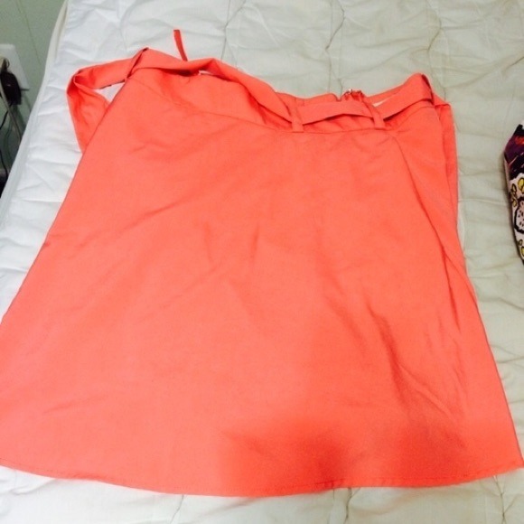 Francesca's pink skirt with pockets
