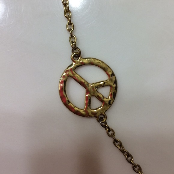 ✨Peace Sign Necklace✨ - Picture 2 of 4