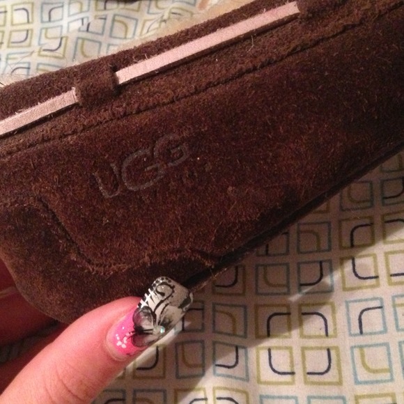 uggs - Picture 2 of 3