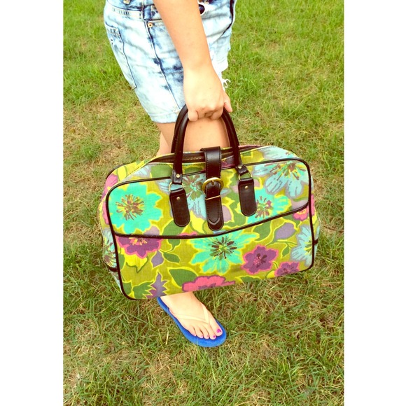 💥1960s floral overnight bag