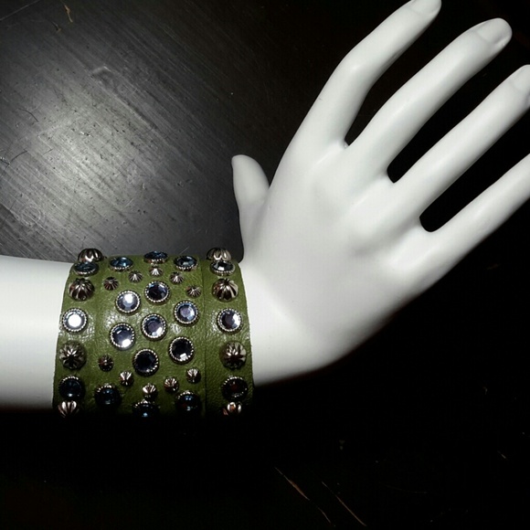 SOLD AT A SHOW 100% Leather!  Handmade bracelet. - Picture 1 of 3