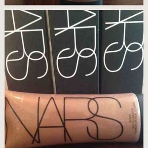 ❌TRADED❌ Nars Laguna Body Illuminator