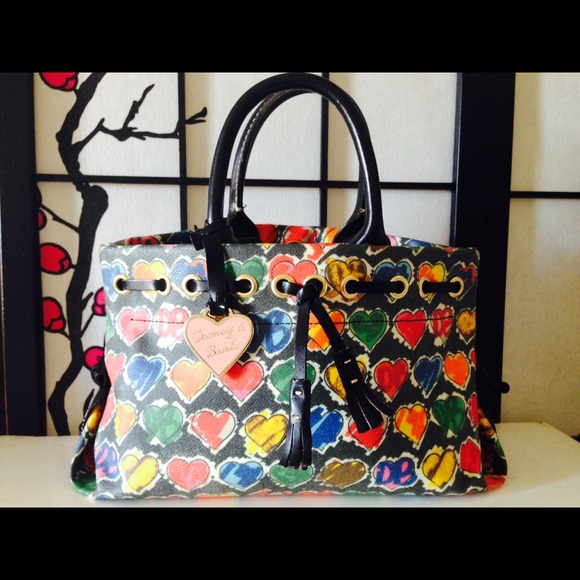SALE!!! Authentic Dooney & Bourke Tote!