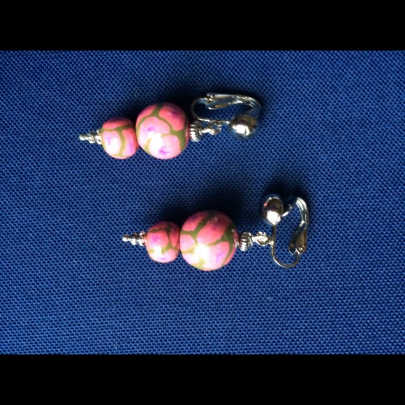 Necklace and earrings