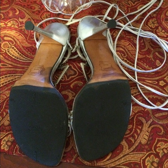 STUART WEITZMAN Silver SWAROVSKI CRYSTAL heels - Picture 3 of 3