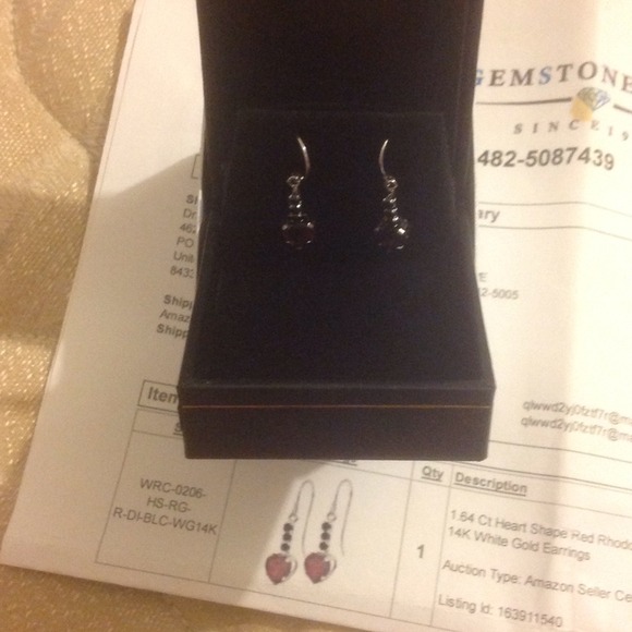 Earrings - Picture 1 of 2