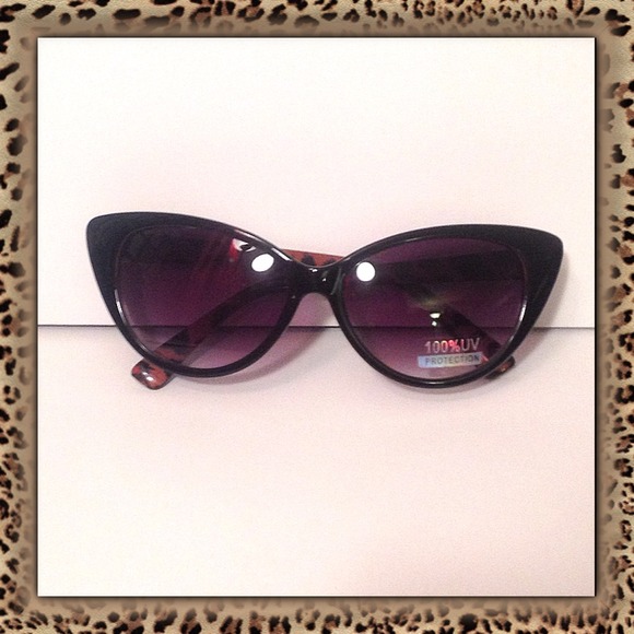 Cateye sunglasses