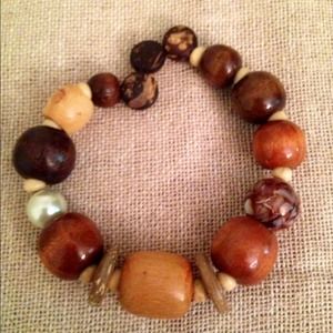 Wood mother-of-pearl stretch bracelet