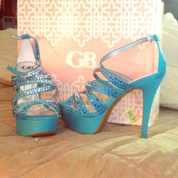 gianni bini Shoes - ✂️REDUCED✂️ Gianni Bini heels !!!!