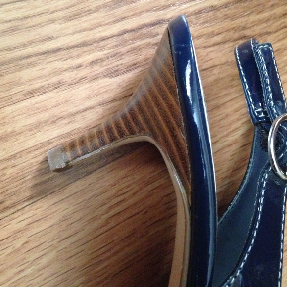 Shoes - Picture 3 of 3