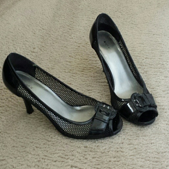 Shoe's
