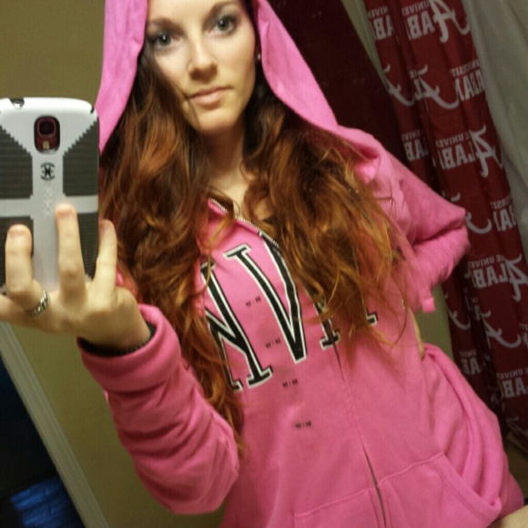 VS PINK hoodie ×no trades× - Picture 4 of 4