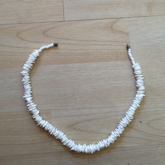 ✨Shell necklace✨ - Picture 2 of 3