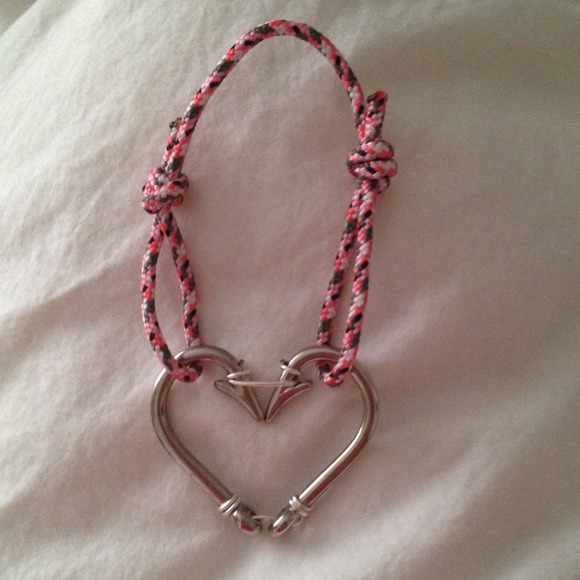 Fish Hook Heart Paracord Bracelet