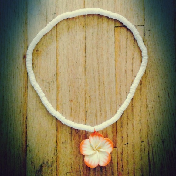 Surfer chick necklace