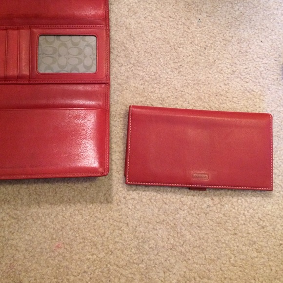 Coach Clutches & Wallets - ❌SOLD❌ Additional Pictures of Coach Wallet