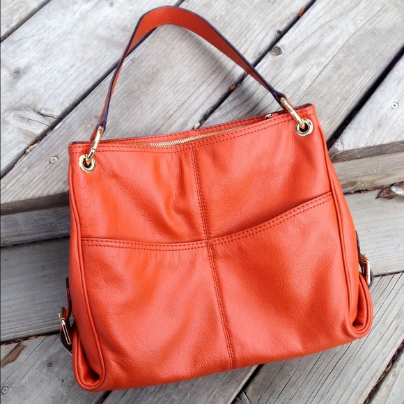 Michael Kors - Orange Shoulder Bag - Picture 2 of 4