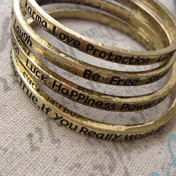 - message on a bangle - - Picture 2 of 3
