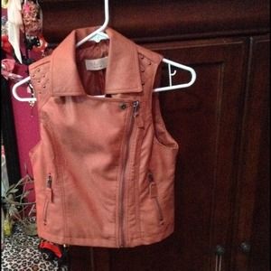 Cute leather vest & shoes bundle!