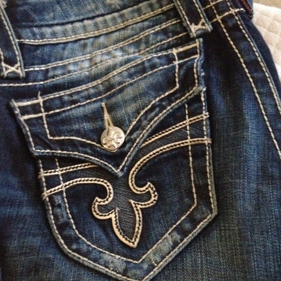 Rock Revival Denim - 🎉NEW!🎉 Rock revival jeans!