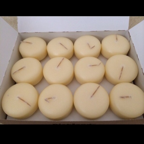 2" ivory floating Candles