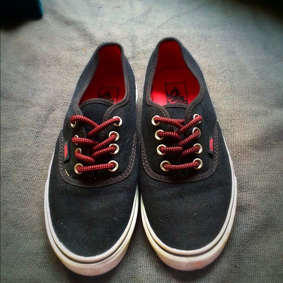 Never worn black Vans!! - Picture 3 of 3