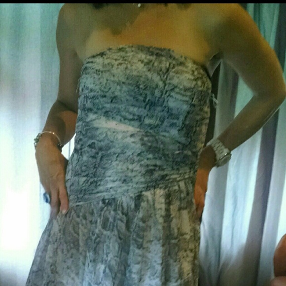 Strapless dress by Soprano size S.