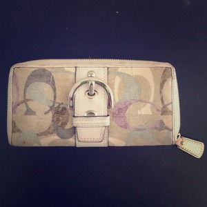 Authentic COACH Wallet