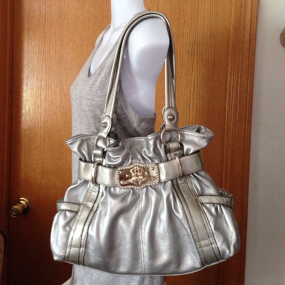 Silver Cathy Van Zeeland