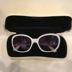❤️SALE❤️CHANEL SUNGLASSES !!!