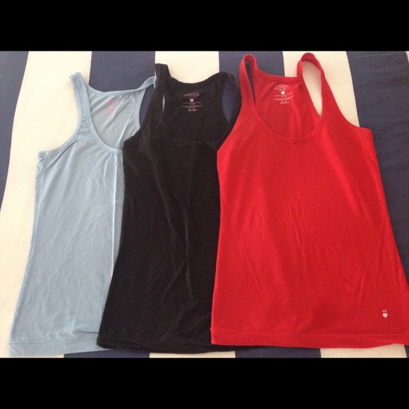 Victoria Secret one size fits all tanks set of 3