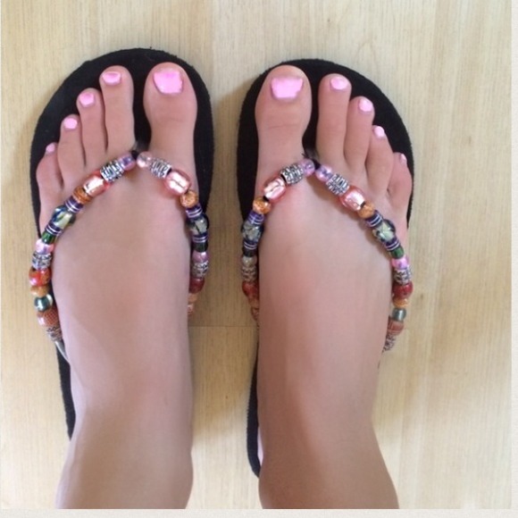 ✨Pair of beaded flip flops✨