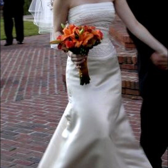 Gorgeous wedding dress