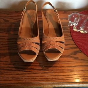 Camel Tan Wedge Sandals