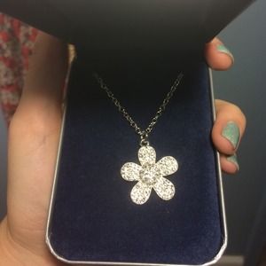 Flower necklace new in box