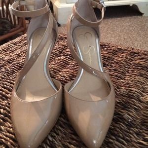 Jessica Simpson nude heel